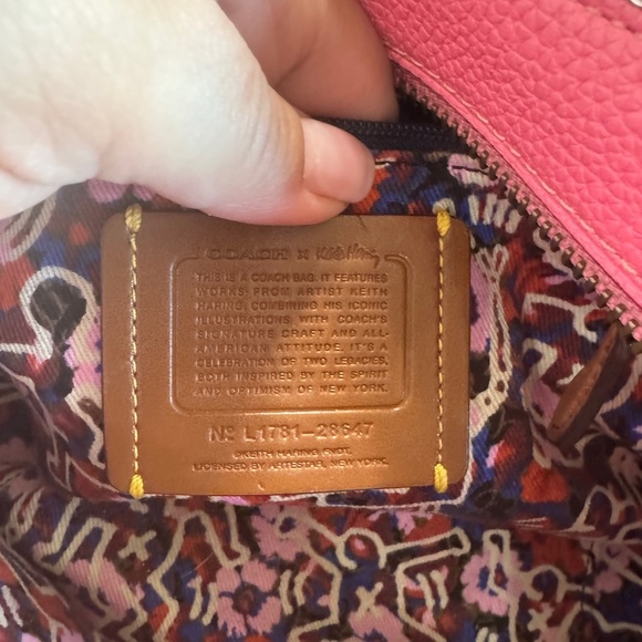 EUC Coach x Keith Haring Heart ❤️ Camera Bag - Picture 3 of 6